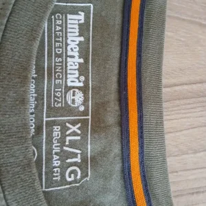 Name brand T shirts - Image 4