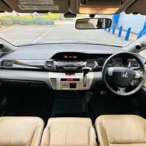 2009 Honda FR-V 1.8 i-VTEC EX 5-door MPV - Image 3