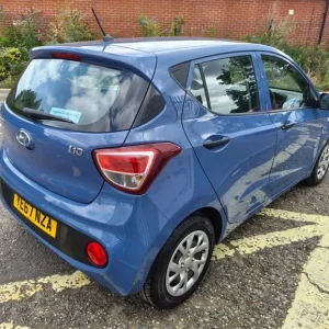 2017 Hyundai i10 S Hatchback Petrol Manual - Image 5