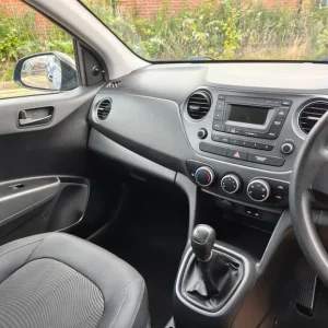 2017 Hyundai i10 S Hatchback Petrol Manual - Image 8