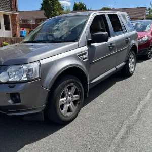 Land Rover Freelander Estate 2011 2.2 TD4 Manual - Image 2