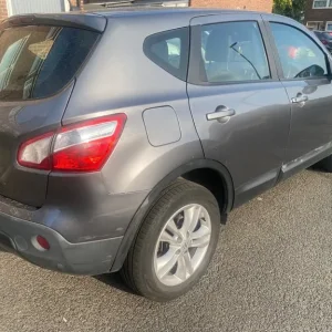 Nissan Qashqi 1.6 Manual 5-door 2013 - Image 6