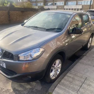 Nissan Qashqi 1.6 Manual 5-door 2013