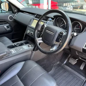 2020 Land Rover Discovery 3.0 SD V6 SE Auto 4WD Euro 6 Panel Van Diesel - Image 8