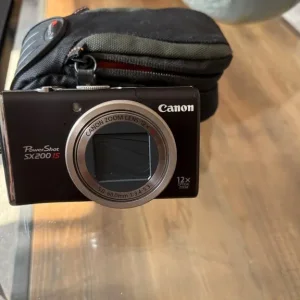 Canon SX200 IS 35mm camera