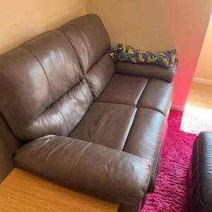 2 seater leather sofa - Image 2