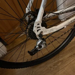 Carrera Crossfire 3 bike (21”, XL) - Image 4