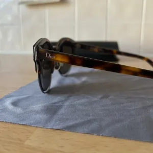 Christian Dior tortoiseshell silver rim sunglasses - Image 6