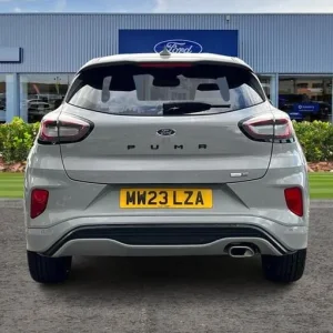 2023 Ford Puma 1.0 EcoBoost Hybrid mHEV 5-door ST-Line with B&O speakers and digital dash - Image 7