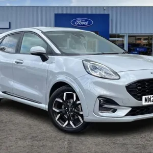 2023 Ford Puma 1.0 EcoBoost Hybrid mHEV 5-door ST-Line with B&O speakers and digital dash