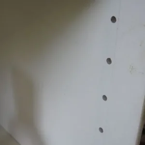 White Bookcase with Adjustable Shelves - Image 2