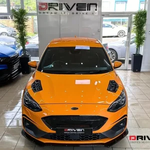 2019 Ford Focus ST 2.3 EcoBoost 5-door with splitter kit and orange wheels - Image 4