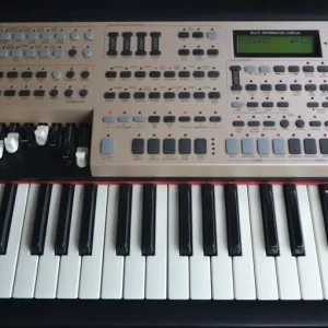 Orla KX1000 single manual organ with expression pedal and factory stand - Image 4