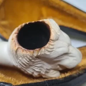 A vintage lion's head meerschaum pipe in original case - Image 4