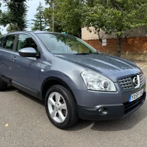2009 Nissan Qashqai Manual Hatchback - Image 2
