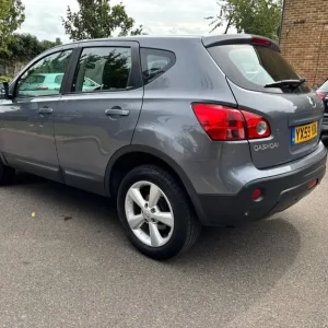 2009 Nissan Qashqai Manual Hatchback - Image 8
