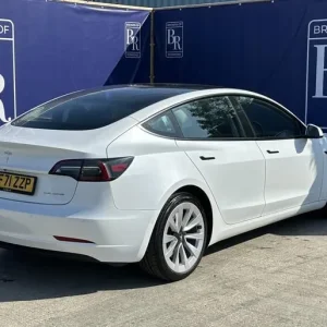 2021 Tesla Model 3 Long Range Dual Motor - Image 5