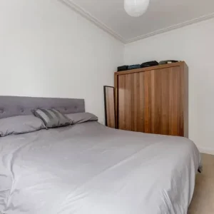 Double room with private bath - Image 2