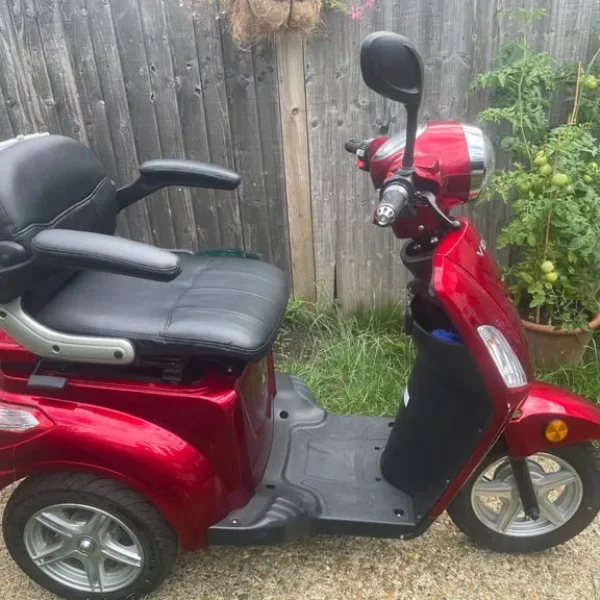 Mobility scooter