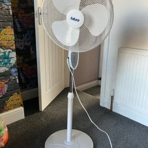 futura fan with remote like new - Image 2