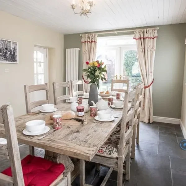 3 bedroom maisonette in Combe Down, Bath