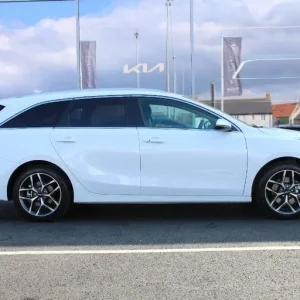 2025 Kia Ceed 1.5 T GDi 3 Sportswagon 5-door Petrol Manual - Image 3