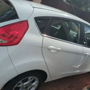 Ford Fiesta Hatchback 2011 Manual 5-door 1242cc - Image 3