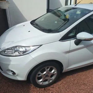 Ford Fiesta Hatchback 2011 Manual 5-door 1242cc - Image 5