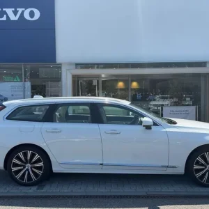 2021 Volvo V90 2.0 B4 MHEV Inscription Estate 5dr Petrol Hybrid Auto Euro 6 (s/s) (197 ps) ESTATE... - Image 2