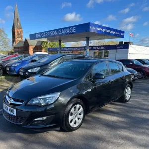 2014 Vauxhall Astra DESIGN Hatchback Petrol Manual