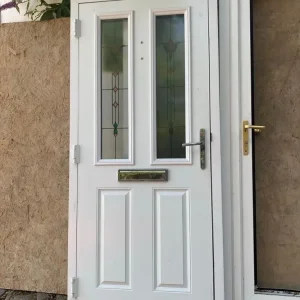Immaculate composite door - Image 2
