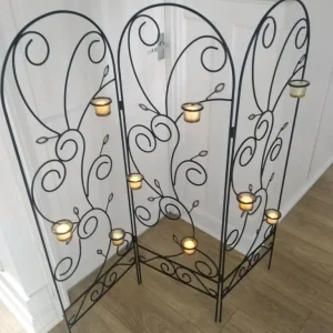Metal screen with glass dishes for t lights - Image 2