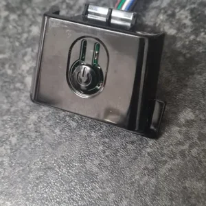 BUSH DLED32HDSB SMART TV SENSOR AND POWER BUTTON