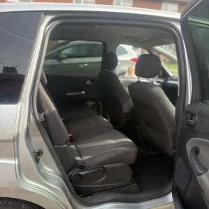 Ford S-Max MPV 2009 manual 1997cc 5-door - Image 7
