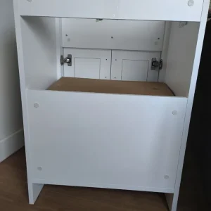 Traditional White Bathroom Vanity 620mm - Image 4
