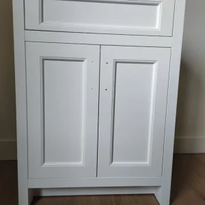 Traditional White Bathroom Vanity 620mm