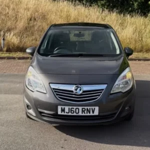 2010 Vauxhall Meriva SE CDTI Auto MPV - Image 2