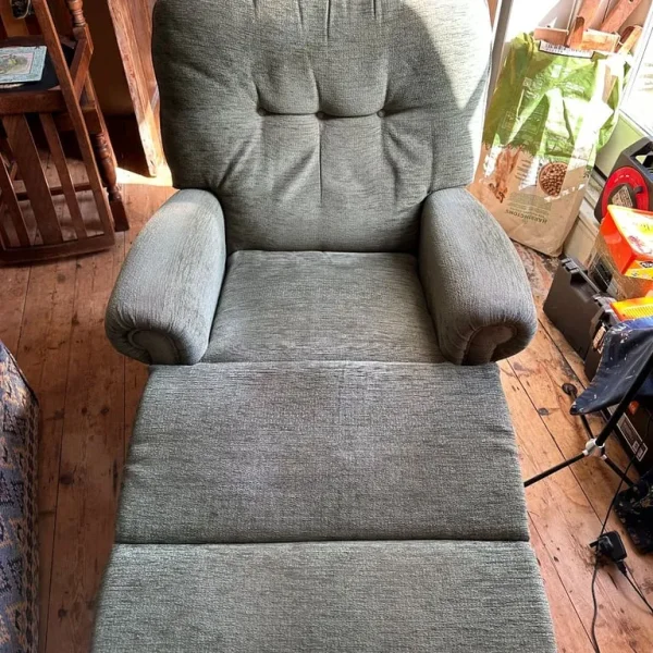 Green manually operated recliner