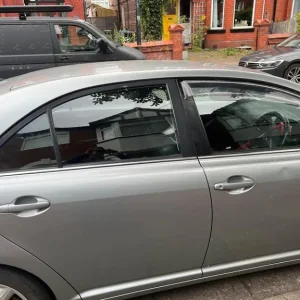 Toyota Avensis Hatchback 2007 Manual 5-door - Image 3