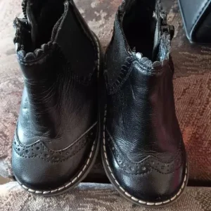 Toddler boots size 4