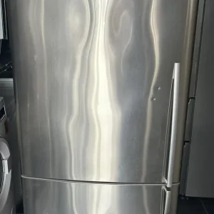 Fisher and Paykel brushed steel fridge freezer - Image 8