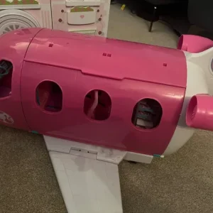 Barbie bundle and doll house - Image 4