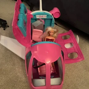 Barbie bundle and doll house - Image 7