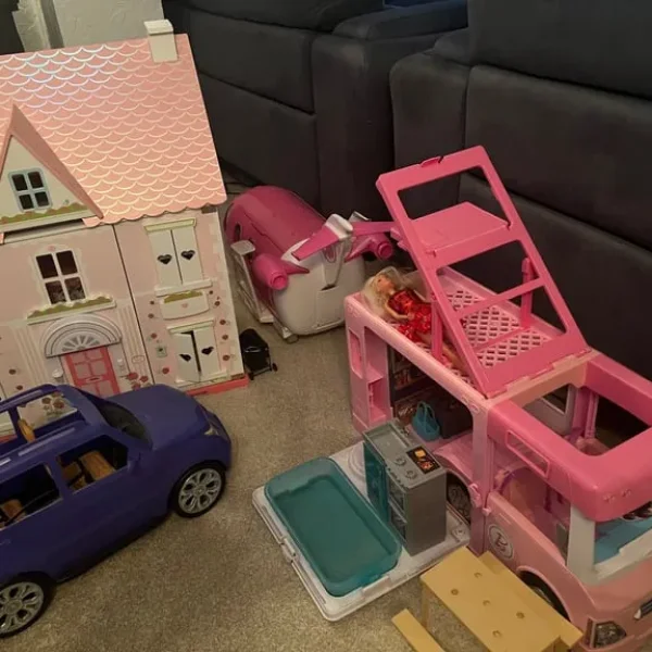 Barbie bundle and doll house