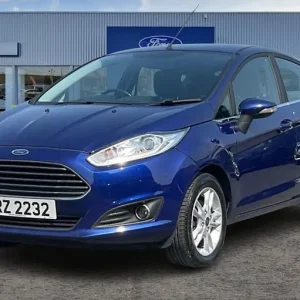 2017 Ford Fiesta 1.5 TDCi Zetec with nav, Bluetooth, heated mirrors - Image 5