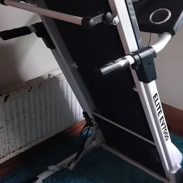 Everlast Elite EV7000 Treadmill