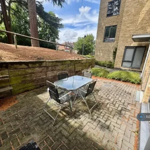 1 bedroom flat with private terrace in Colne, Borough of Pendle - Image 5
