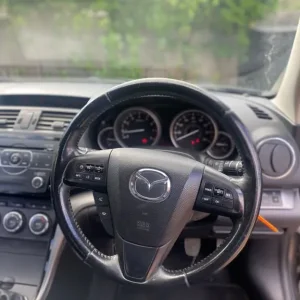 2010 Mazda 6 Hatchback Manual 5-door - Image 8