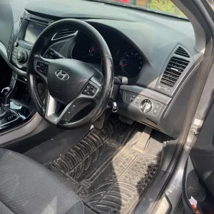 Hyundai i40 Estate 2013 1.7 diesel automatic - Image 5