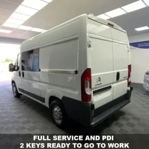 2018 Citroen Relay 35 L2H2 Enterprise BlueHDI Dog Van with 6 Dog Crates and Air Con - Image 4